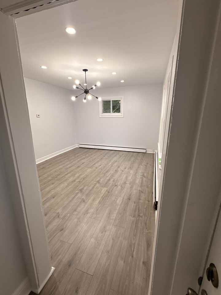 33 Vailsburg Ter #FL1 - Photo 4 of 10