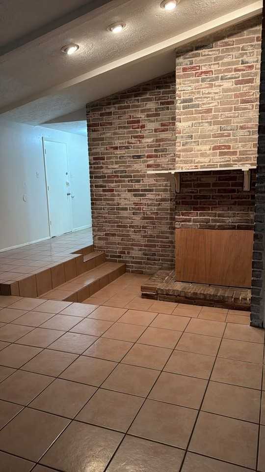 2103 Musket Groves St - Photo 4 of 15