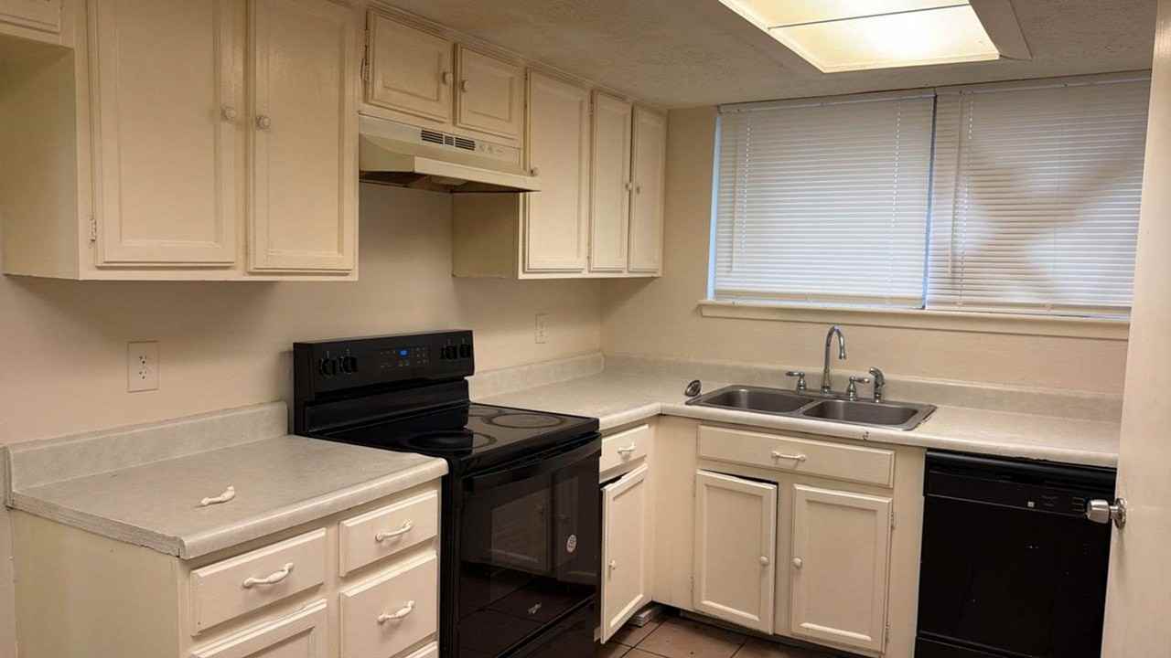 2103 Musket Groves St - Photo 6 of 15