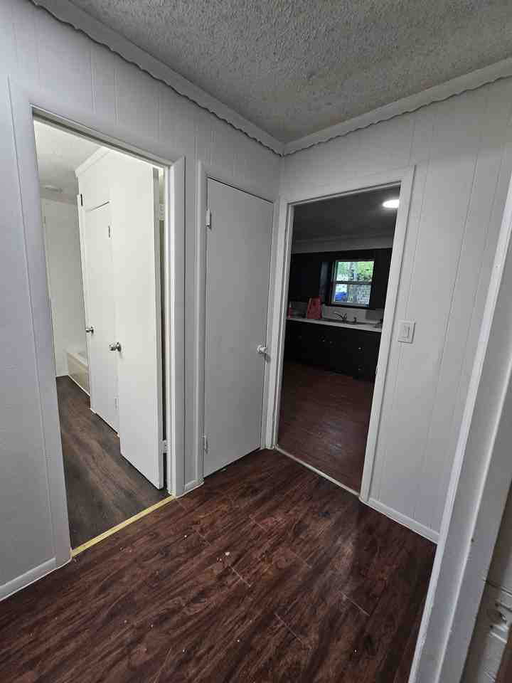 306 Calvert St #NA - Photo 4 of 19