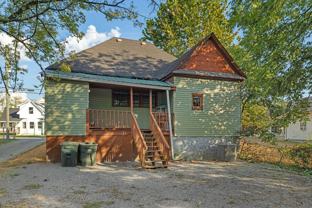 1107 S Willow St - Photo 1 of 1