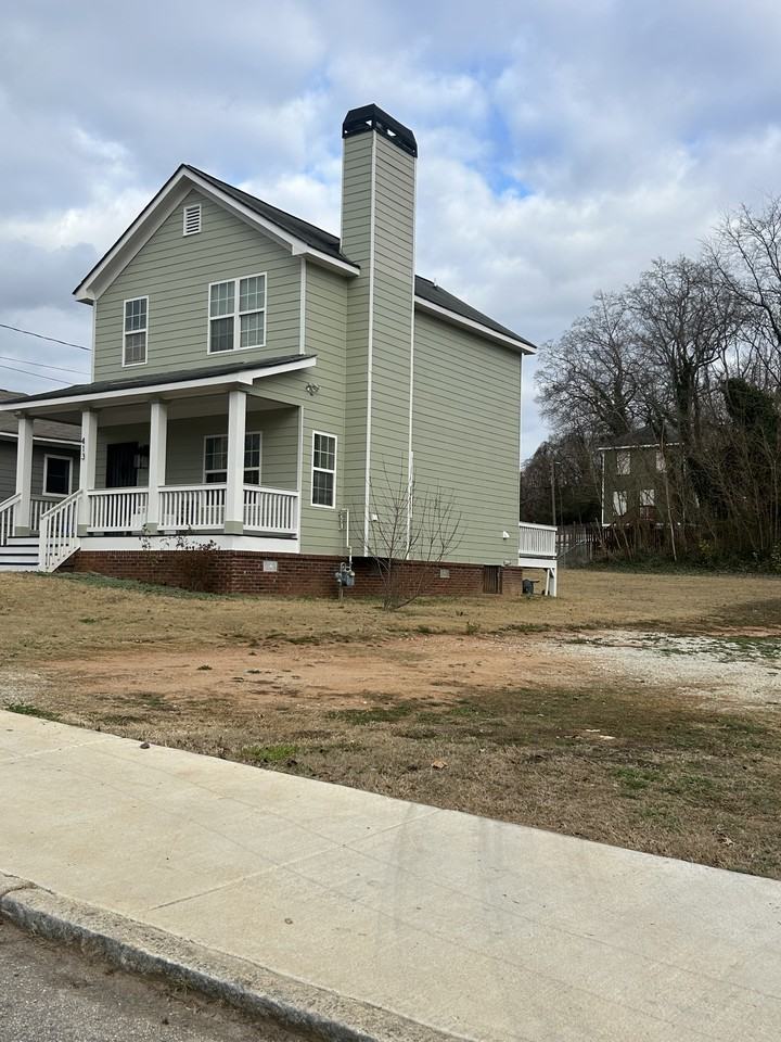 413 Elm St Nw #NA - Photo 6 of 15
