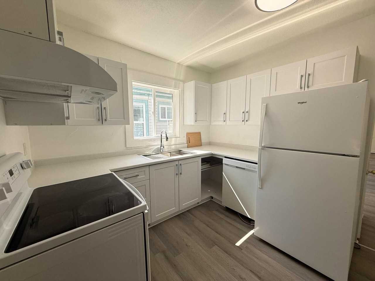 46 Richmond Avenue - Photo 7 of 16