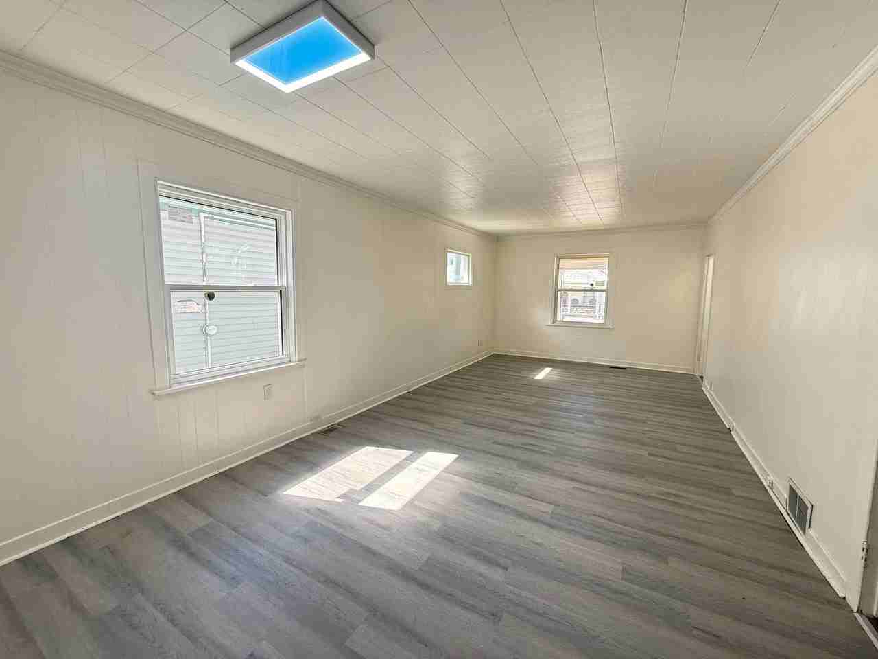 46 Richmond Avenue - Photo 3 of 16