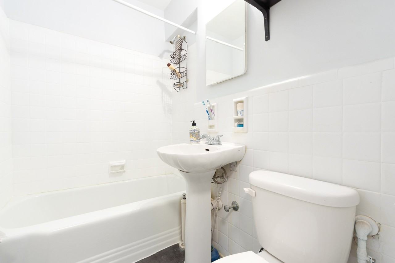 414 Elmwood Avenue #1D - Photo 4 of 8