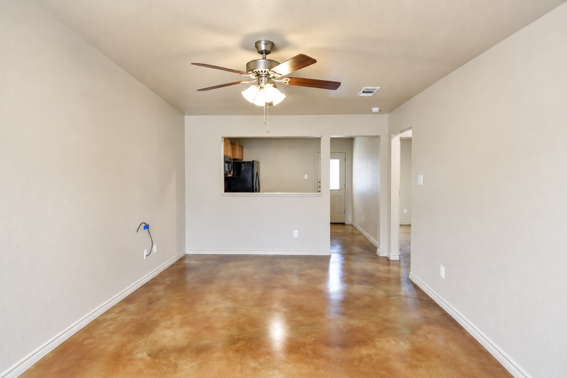 411 Allen St #A - Photo 7 of 22