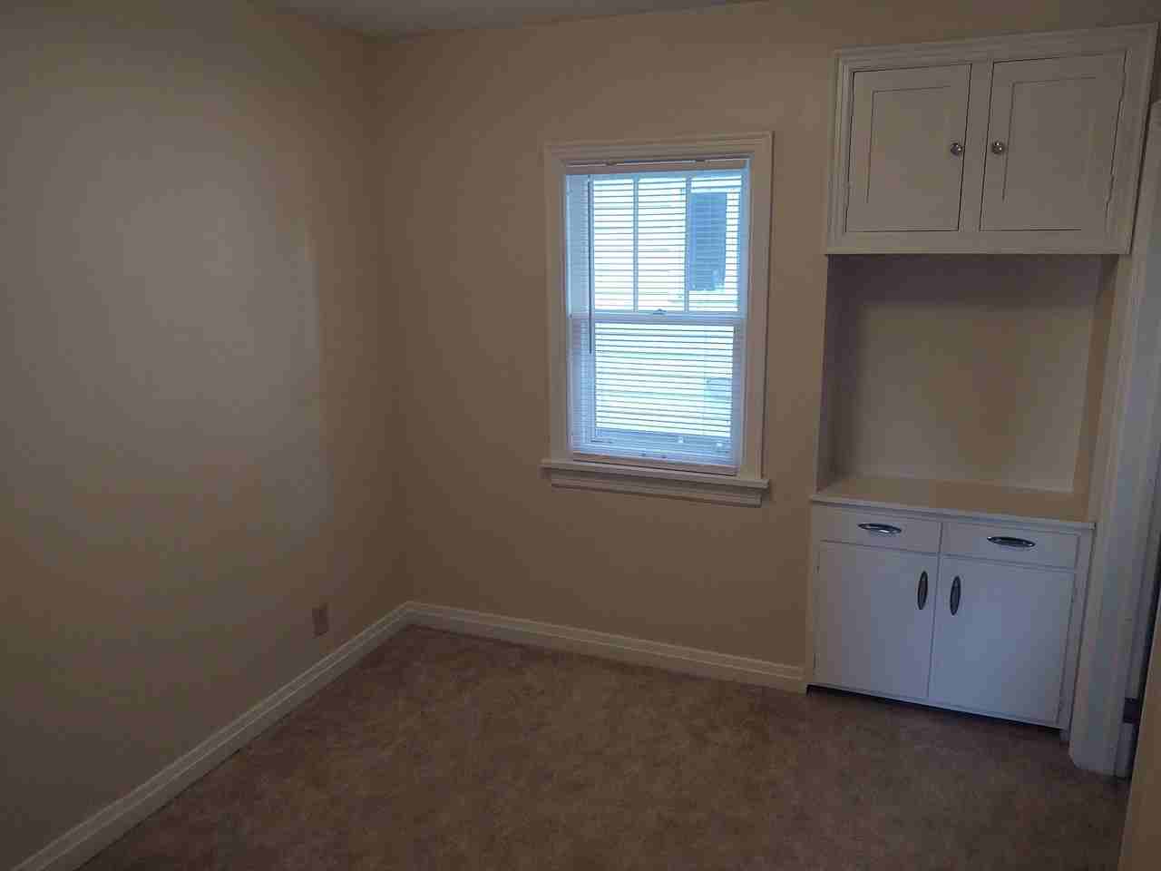 1010 5th St Nw #1010 - Photo 3 of 7
