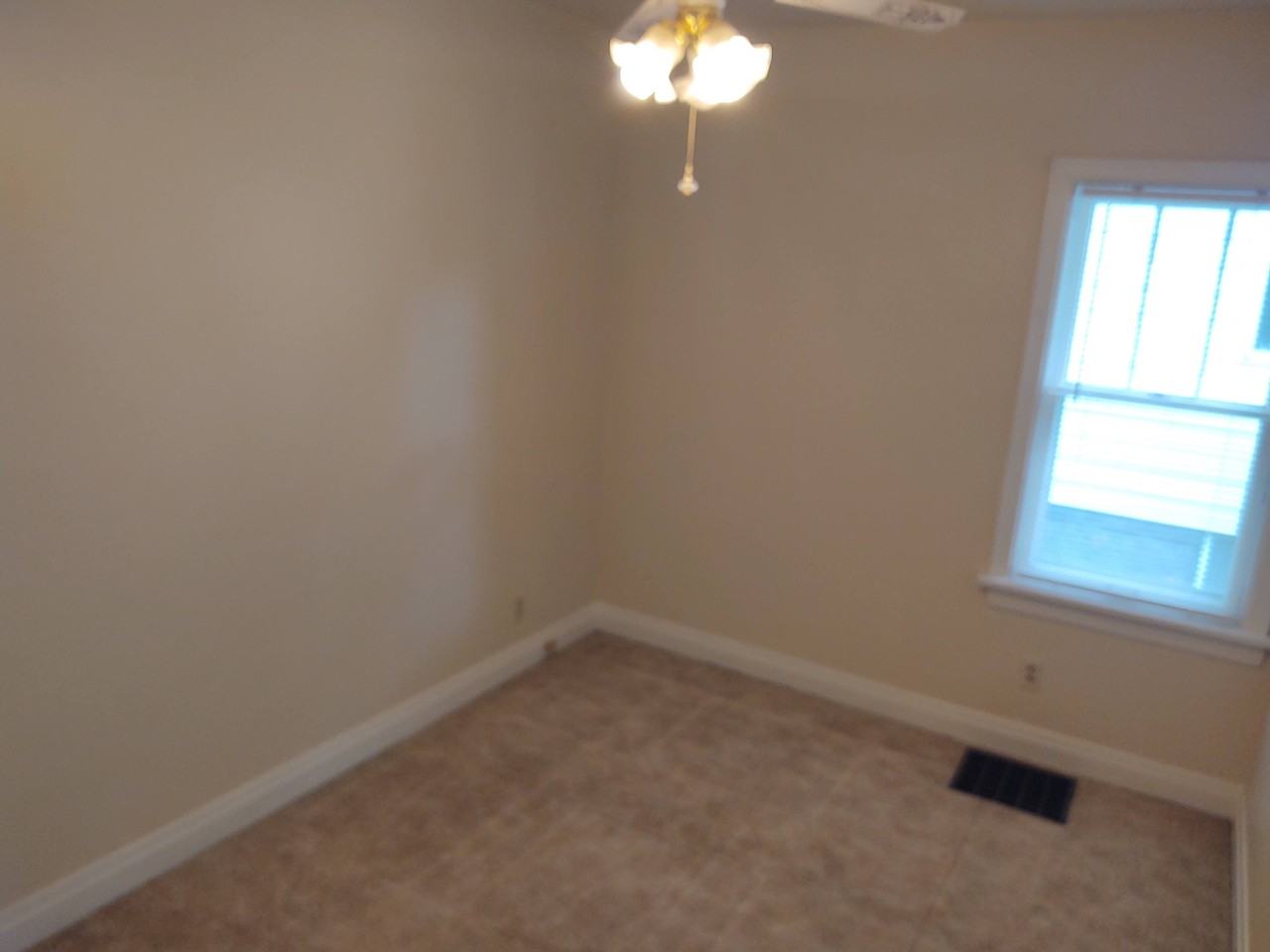 1010 5th St Nw #1010 - Photo 4 of 7