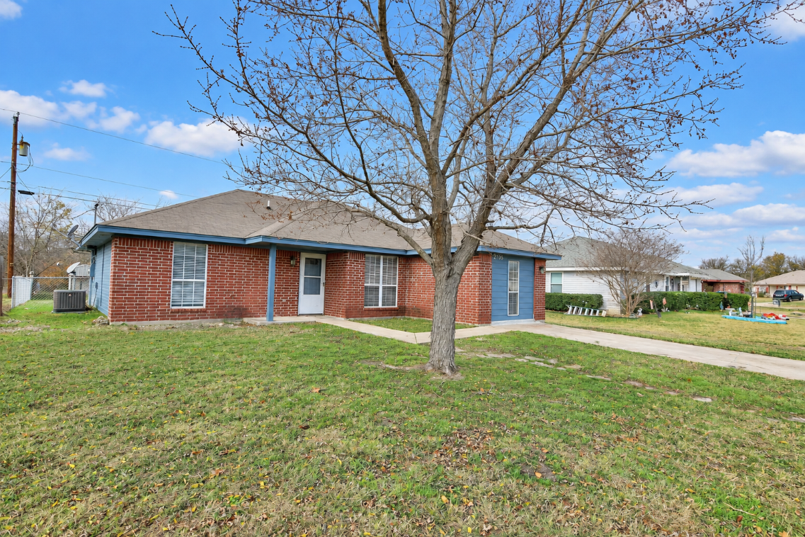 2705 Cross Timber Dr #NA - Photo 2 of 18