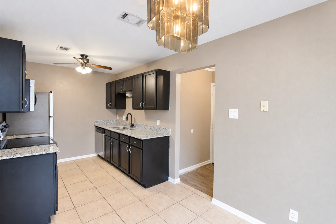 2705 Cross Timber Dr #NA - Photo 5 of 18