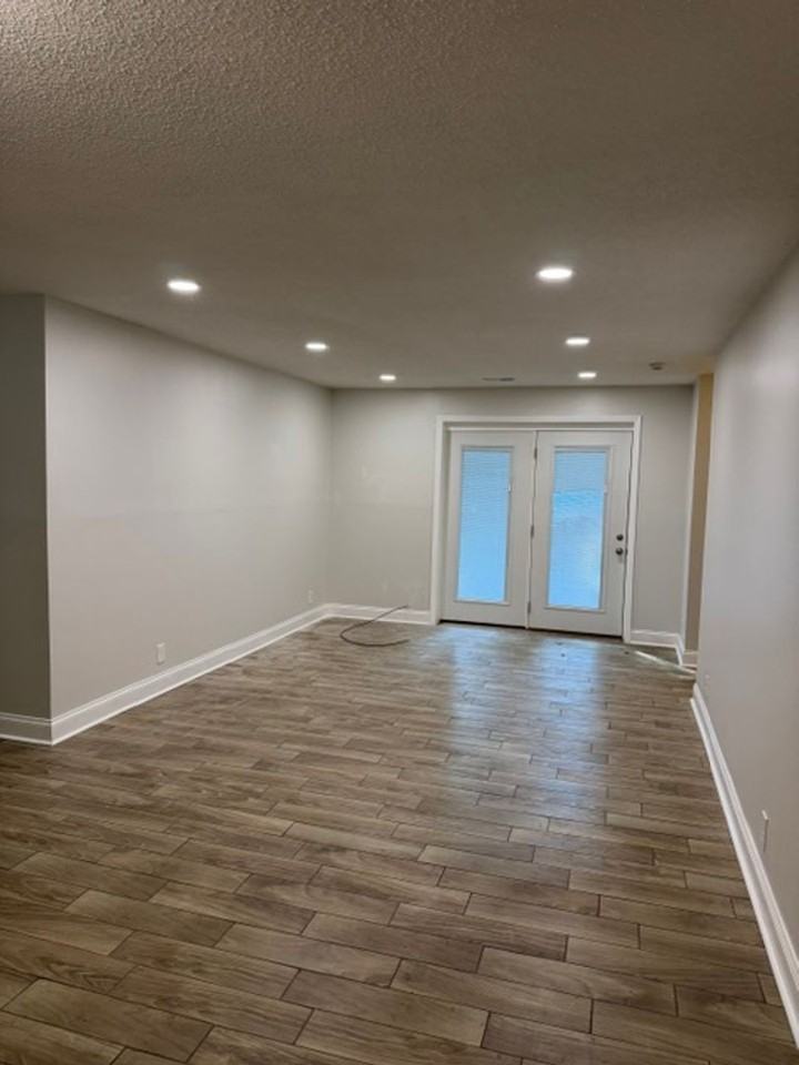 212 S. David Ln. - Photo 3 of 39