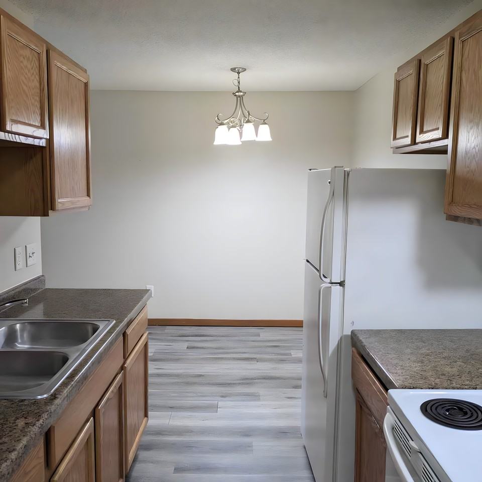 8312 Zane Ave N #8312-101 - Photo 4 of 23