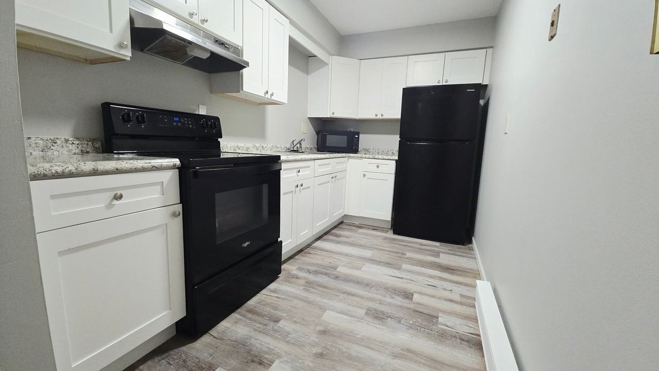 Wesleyan Apartments - Photo 6 of 9