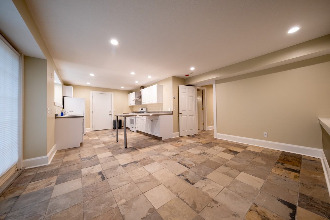 3401 Holmes Ave S #3 - Photo 7 of 22