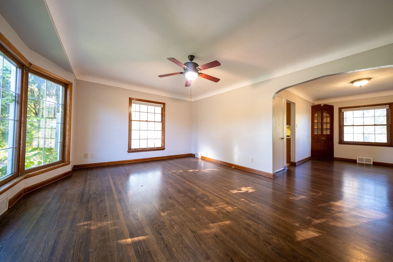 1821 Lexington Ave N #1 - Photo 2 of 25