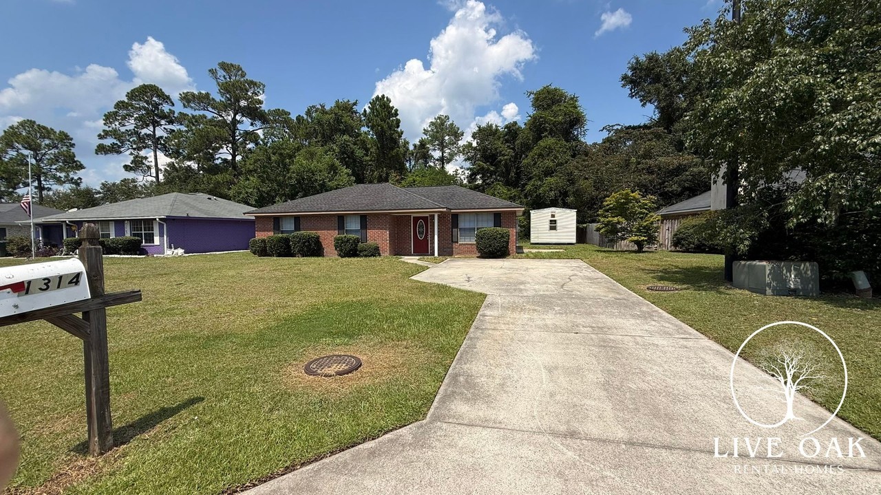 1314 Loblolly Dr - Photo 2 of 16