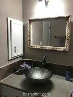 5442 Linda Ln - Photo 6 of 14