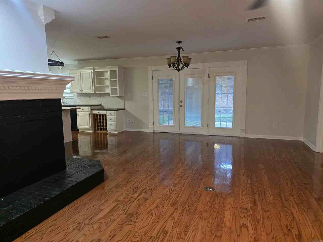 12512 Woodbury Dr - Photo 4 of 31