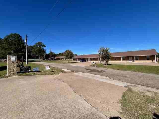 7631 County Road 2193 - Photo 3 of 11