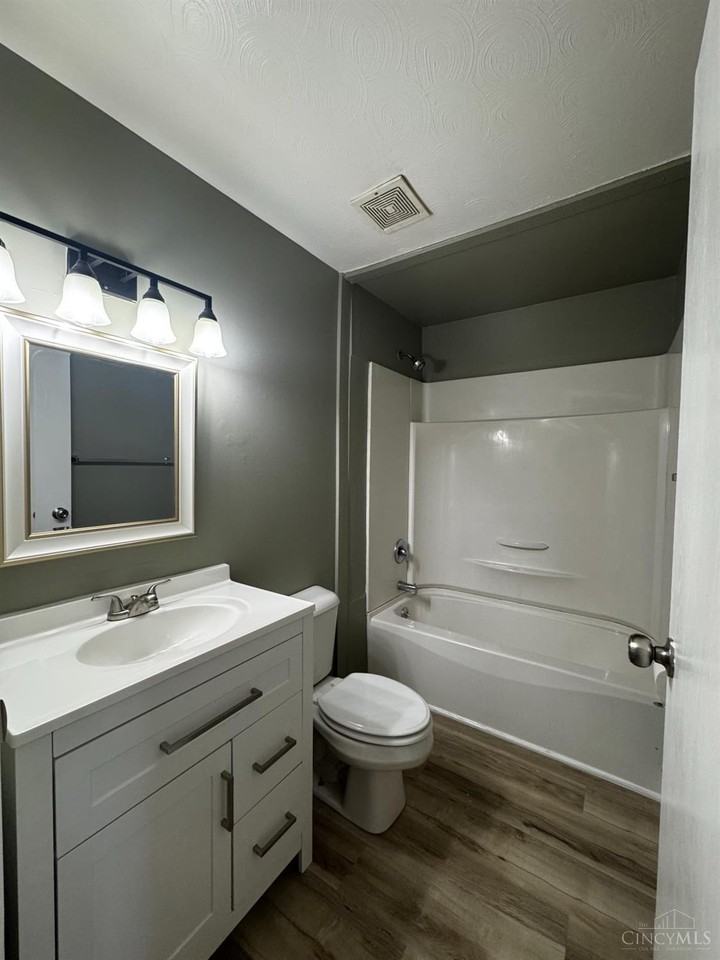 367 S Beechgrove Rd - Photo 2 of 8