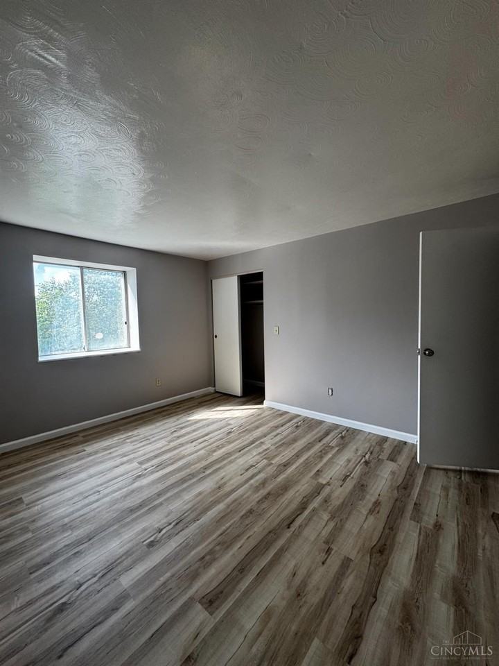 367 S Beechgrove Rd - Photo 4 of 8