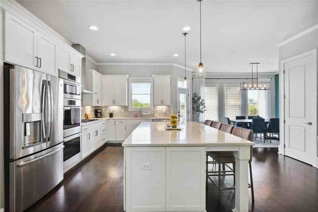 692 Drewry St Ne - Photo 7 of 25