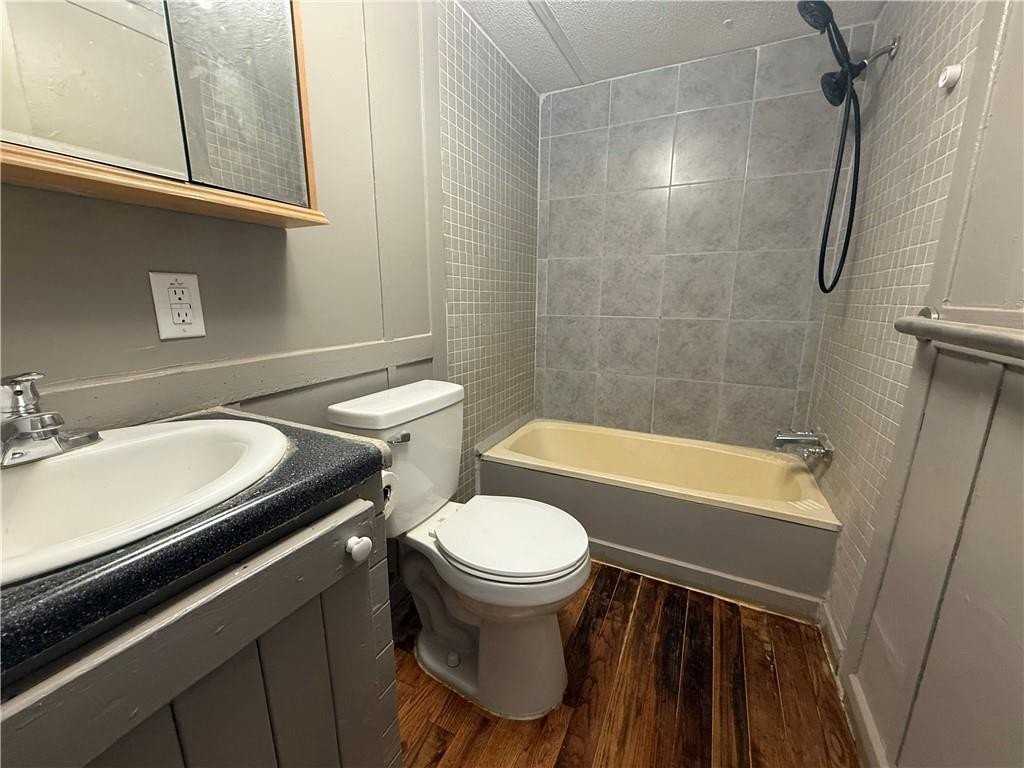 260 Friendly Mission Ln - Photo 5 of 10