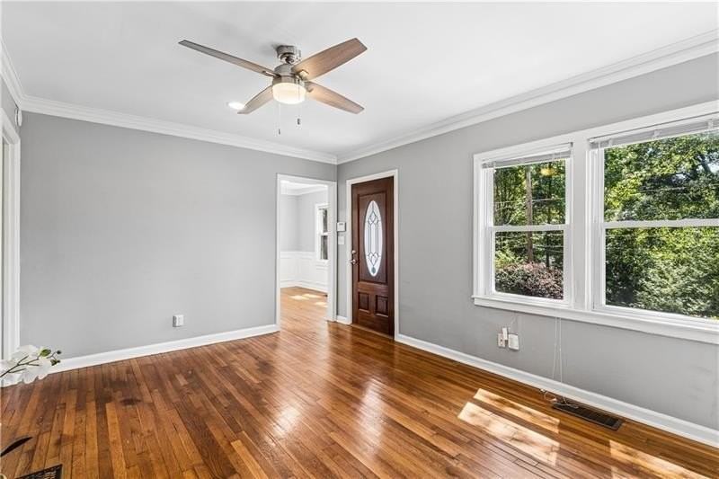 2270 1st Ave Ne - Photo 5 of 28