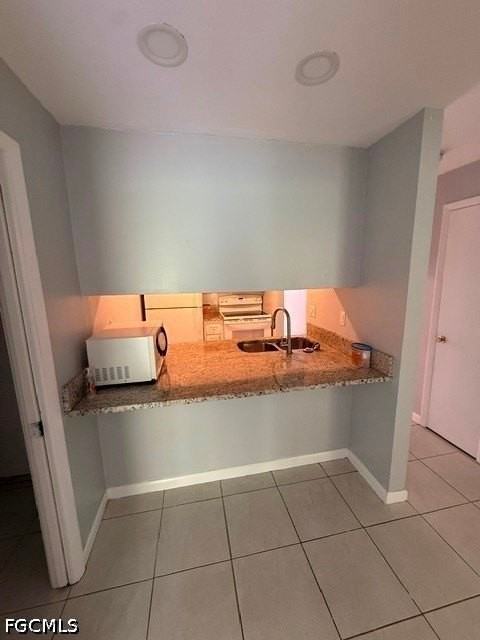 933 Se 24th Ave #A - Photo 4 of 14