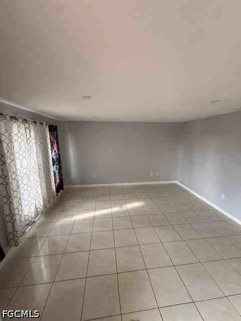 933 Se 24th Ave #A - Photo 6 of 14