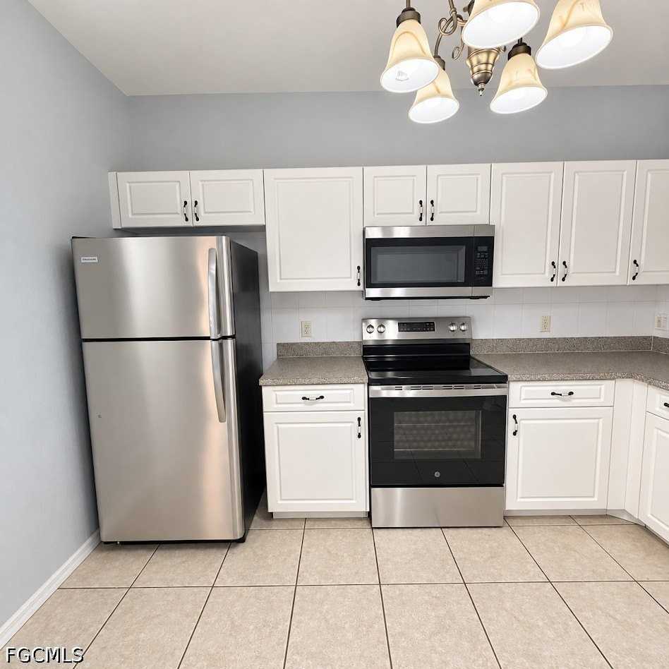 1117 Sw 48th Ter #5 - Photo 6 of 23