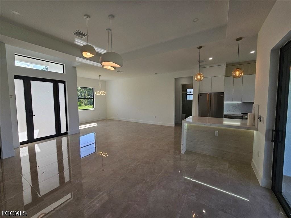 1211 Mckinley Ave - Photo 7 of 42
