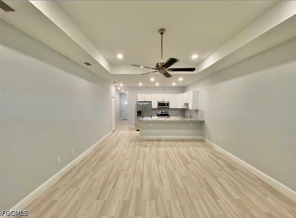 2403 Dickens Ave N - Photo 3 of 5
