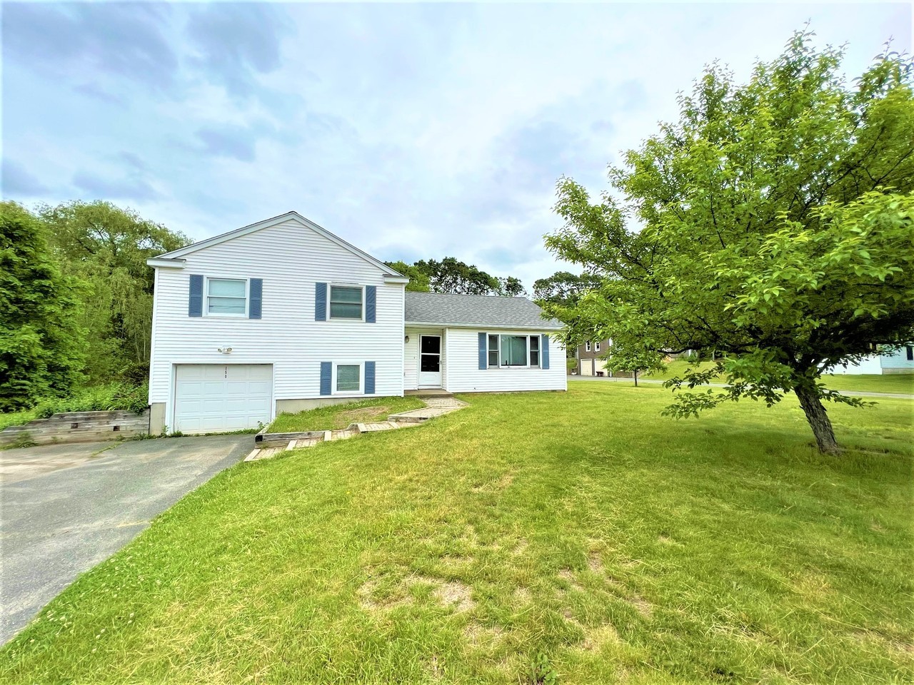 150 Old Amherst Rd #1