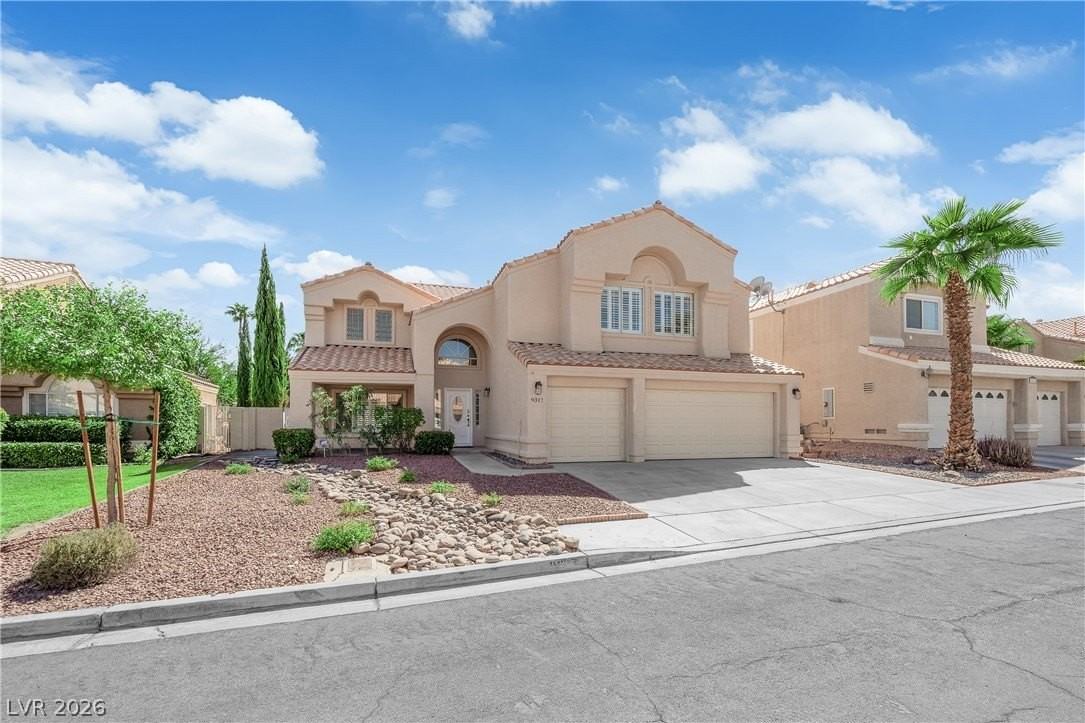 9317 Jadecrest Dr - Photo 2 of 50