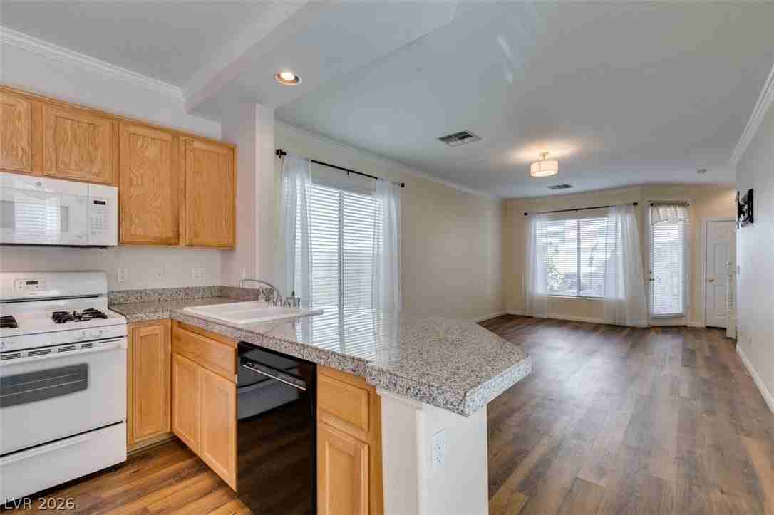 1592 Evening Spirit Ave - Photo 3 of 49