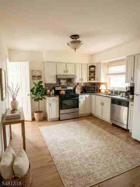 1028 Morris St - Photo 6 of 16