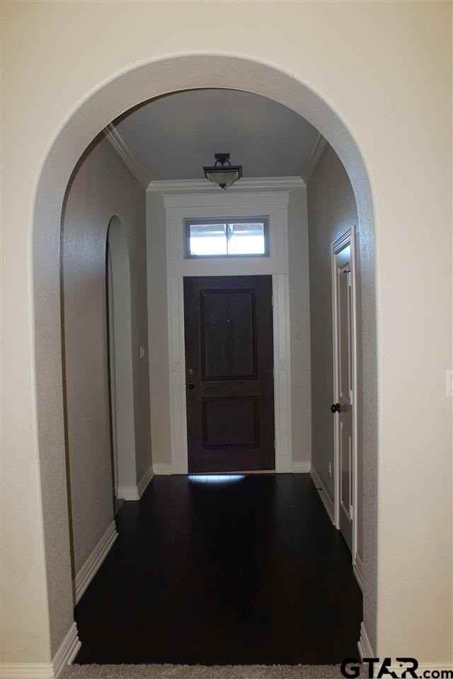 1716 Whetstone Ln - Photo 2 of 21