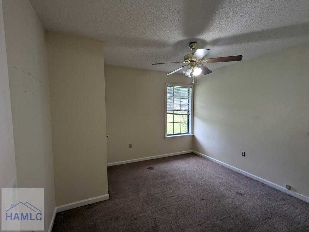 64 Kelly Ln - Photo 4 of 8