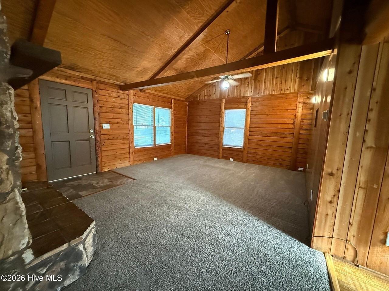 553 Highway 172 - Photo 4 of 18