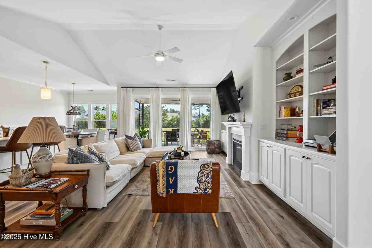 112 W Keel Dr - Photo 5 of 50