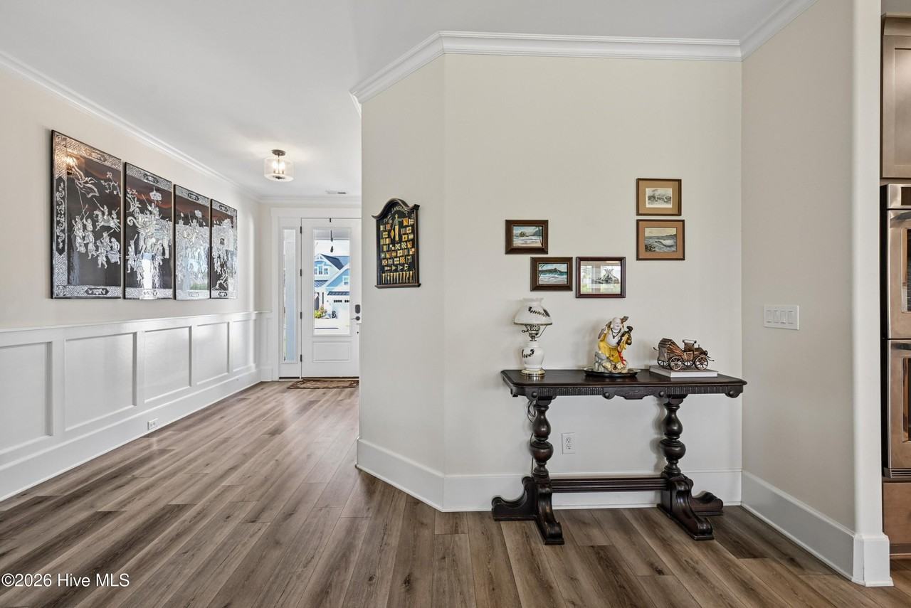 112 W Keel Dr - Photo 6 of 50