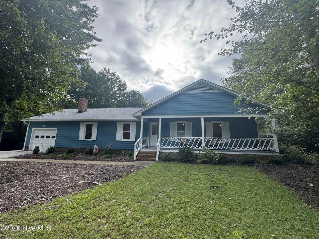 542 Aquarius Dr