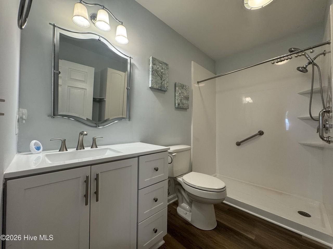 542 Aquarius Dr - Photo 7 of 17