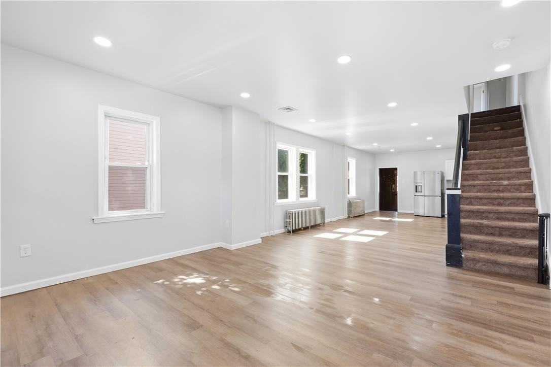 564 Washington Ave - Photo 6 of 19