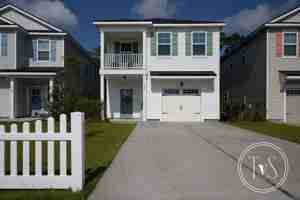 featured image of 224 Flagler Dr