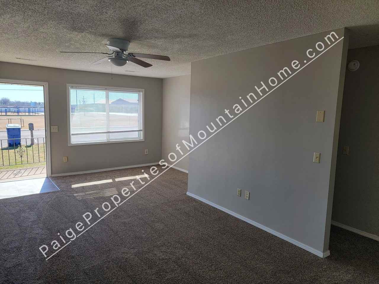 513/515 E. 13th Street - Photo 2 of 10