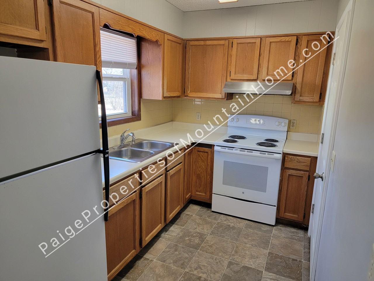 513/515 E. 13th Street - Photo 5 of 10
