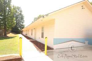 featured image of 1007 Belt St