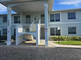 featured image of 1609 Sw 51st St #D102